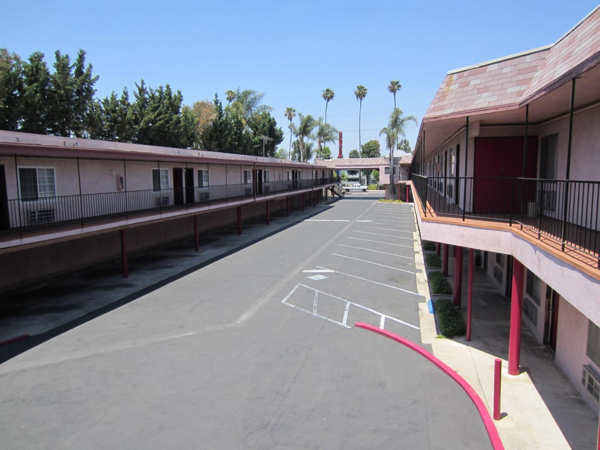Welcome Inn & Suites Anaheim Exterior foto